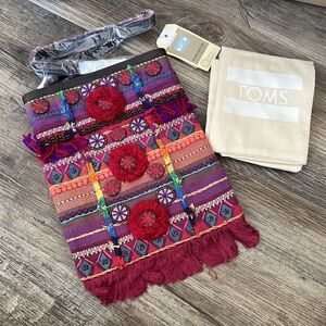 New toms embroidered boho tassel artisan collection crossbody bag